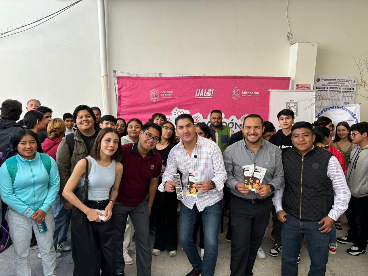 Ijumich Imparte Programa de Salud Sexual “Con Condón Sí Jalo” en Facultad de Derecho de la UMSNH