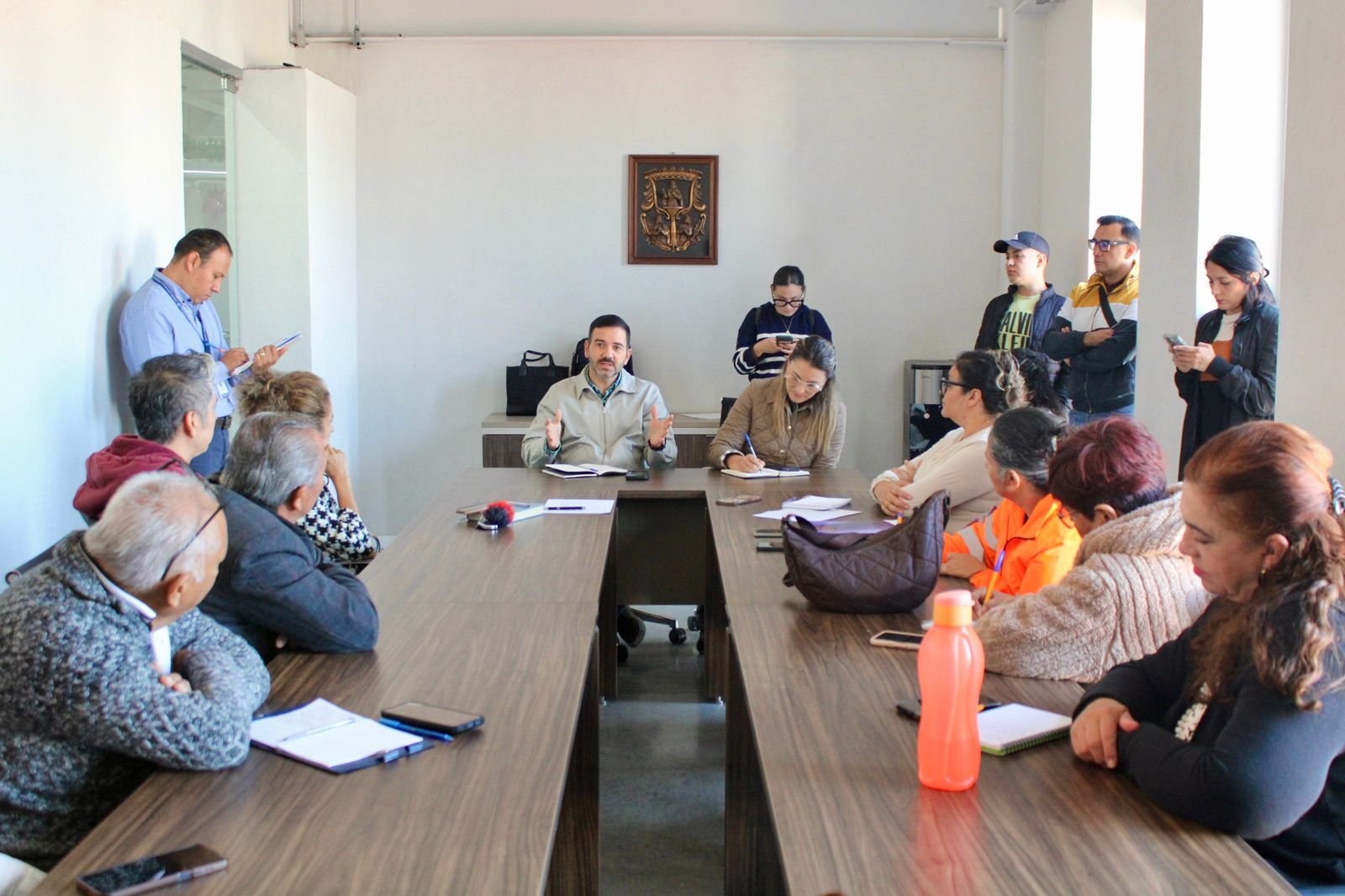 Yankel Benítez Informa Avances en Servicios Públicos a Vecinos de Ríos Mexicanos