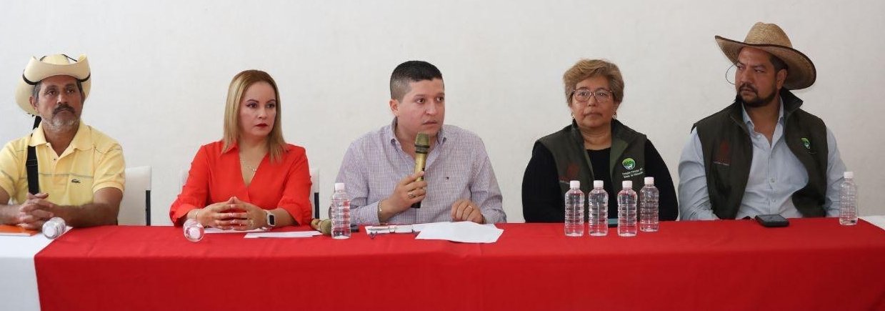 Diputado Vicente Gómez Fortalece Apoyo al Sector Cañero en Primera Mesa Intermunicipal de Trabajo