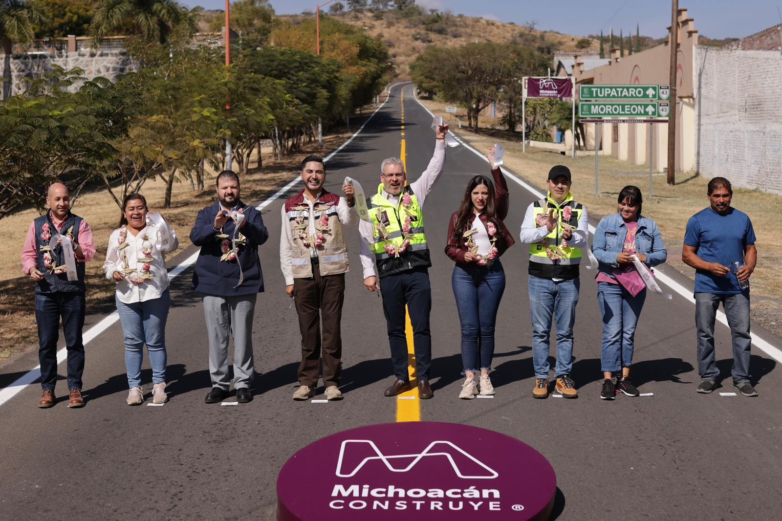 ​Inaugura Bedolla Rehabilitación Carretera San José Cuaro-Tupátaro que Impulsará el Turismo en Huandacareo