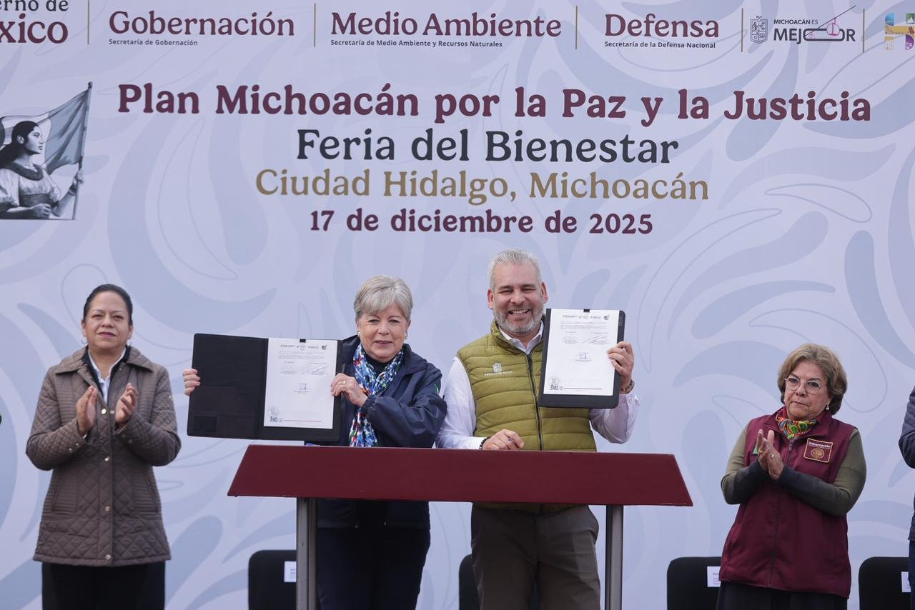 ​Alfredo Ramírez Bedolla y Alicia Bárcena firman convenio para fortalecer la protección forestal en Michoacán