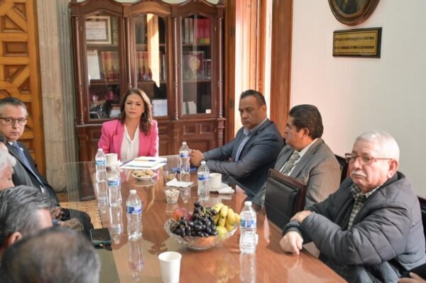 ​Fabiola Alanís establece diálogo con ministros evangélicos para fortalecer bienestar social