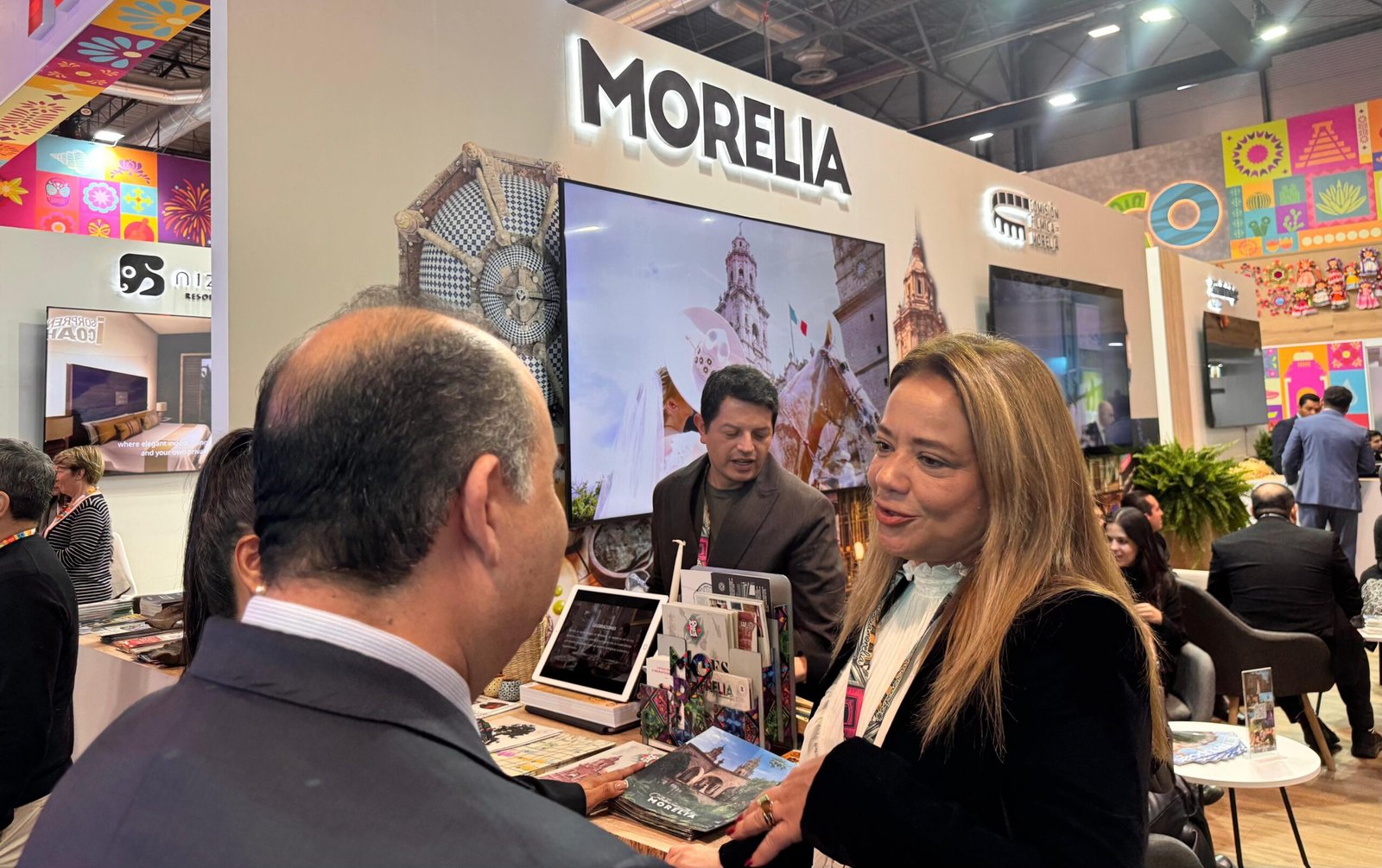 Alcalde de Morelia sostiene agenda de promoción turística en Feria Internacional de Madrid