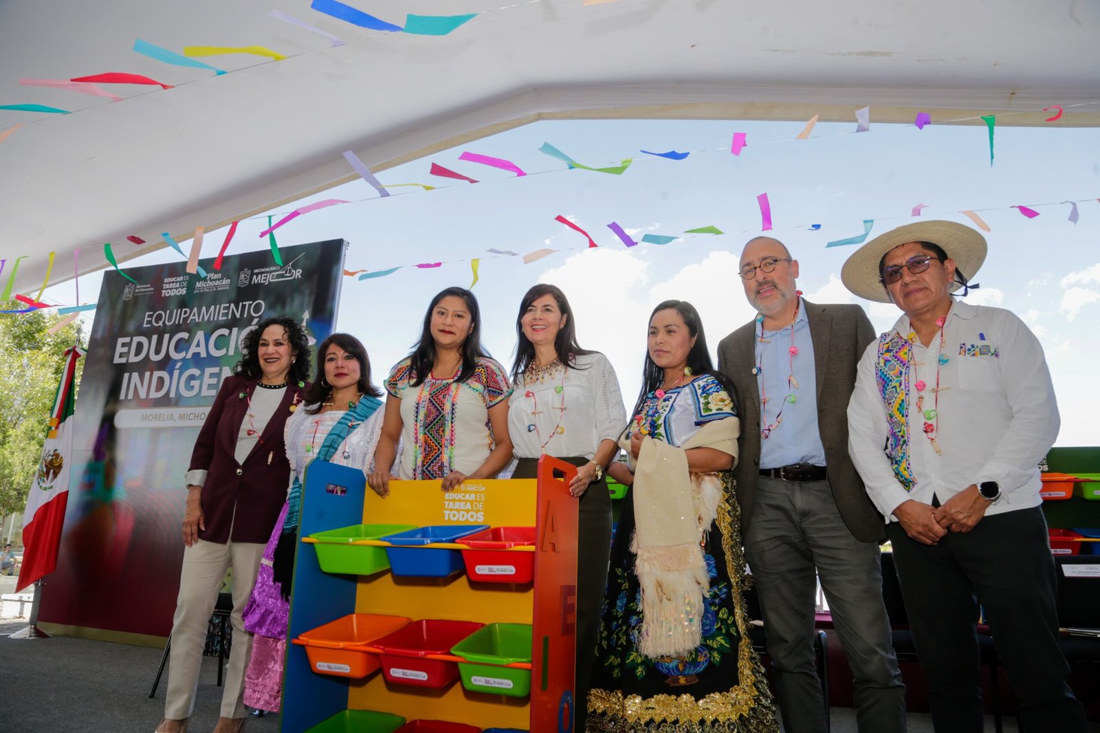 SEE entrega material didáctico y de mejora a más de 600 escuelas indígenas