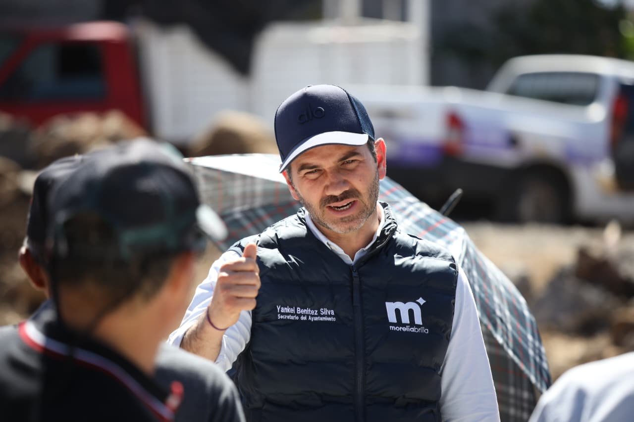 Secretario del Ayuntamiento, Yankel Benítez, supervisa obra vial en colonia Ciudad Jardín de Morelia