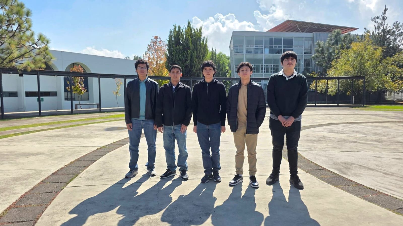 Dos estudiantes del Cecytem Lázaro Cárdenas representarán a Michoacán en Olimpiada Nacional de Química