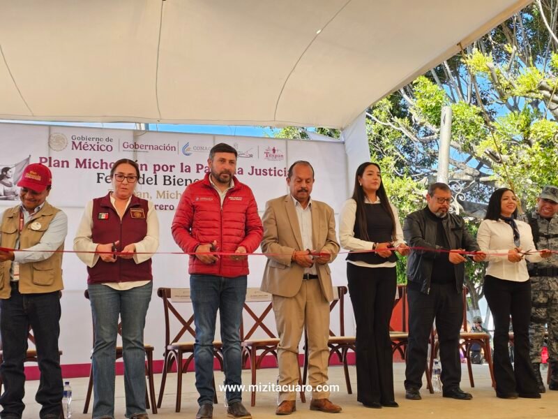 David López Flores Inaugura la Feria del Bienestar en Tuxpan como Parte del Plan Michoacán por la Paz y la Justicia
