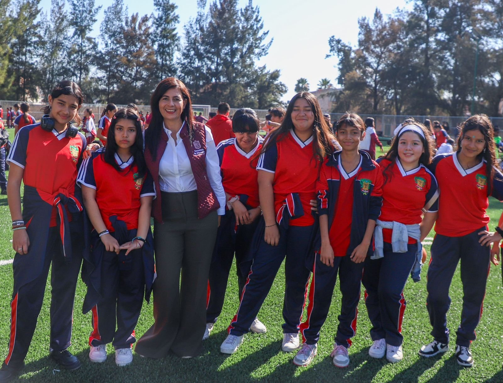 Secretaria Gabriela Molina convoca a más de 7 mil escuelas a participar en Mundialito Escolar 2026