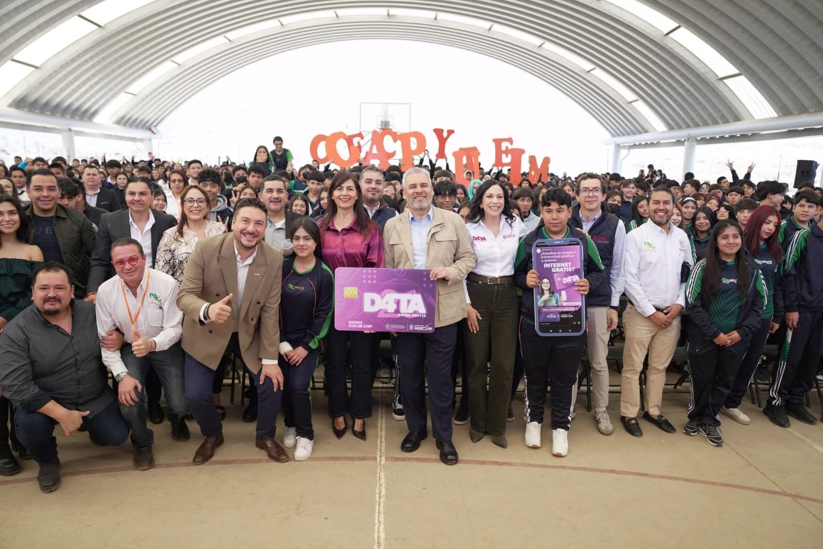 Cecytem: Más de 25 mil estudiantes accederán a internet gratuito mediante programa Data