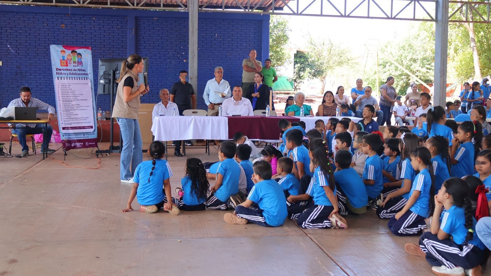 Sipinna realiza jornada sobre crianza positiva con más de 100 familias en Tiquicheo
