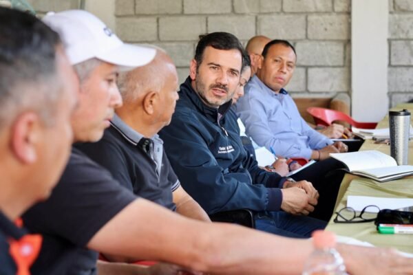 Yankel Benítez encabeza reunión para regularización de colonia Ríos Mexicanos en Morelia