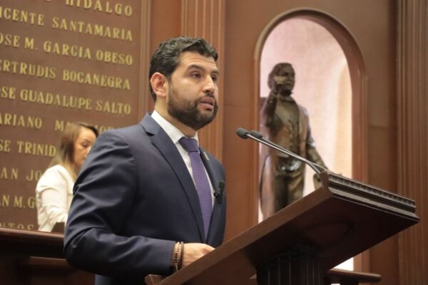 Diputado Octavio Ocampo propone crear Registro Estatal de Agresores de Animales en Michoacán