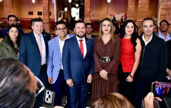 Diputado Reyes Galindo respalda iniciativa ciudadana para tipificar transfeminicidio en Michoacán con sanciones de 35 a 50 años de prisión