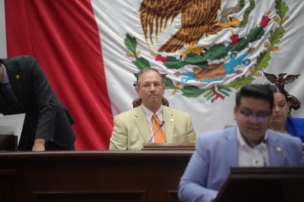 Congreso aprueba señalización vial en lenguas indígenas y LSM en Michoacán