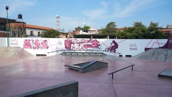 Secretaria Gladyz Butanda: con teleférico de Uruapan se construyó el skate park más grande de Michoacán