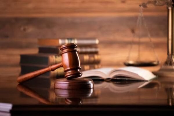 FGR obtiene vinculación a proceso contra tres personas por posesión de armas en Tiripetío