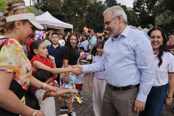 Gobernador Alfredo Ramírez Bedolla celebra Día de la Niñez con cientos de familias en Festival Jalo en Ceconexpo