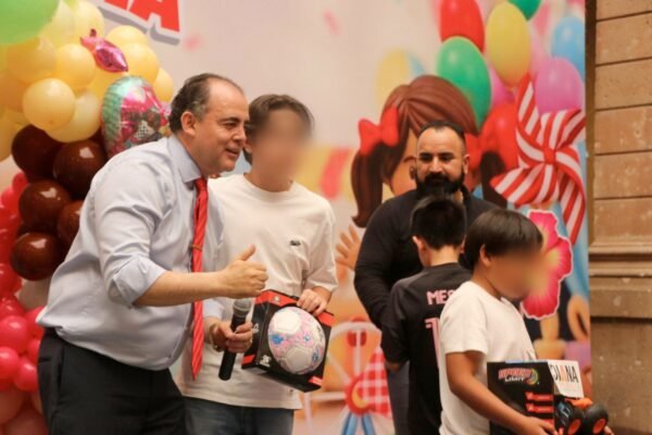 Congreso de Michoacán abre sus puertas a la niñez en su día y reafirma compromiso con su bienestar