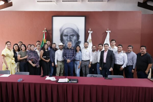 Gobernador Bedolla y alcaldes del PRD trazan ruta para impulsar obras públicas en municipios