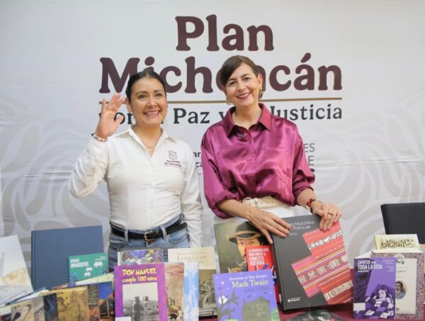 Gabriela Molina encabeza entrega de más de 17 mil libros para bibliotecas de Michoacán