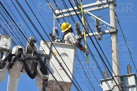 FGR investiga daños a infraestructuras de CFE por disparos en Apatzingán y Aguililla