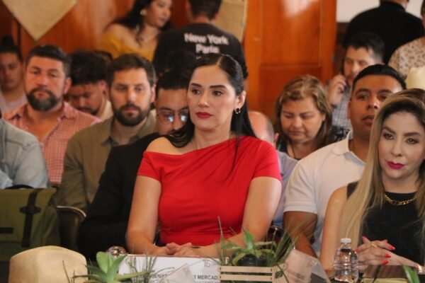 Diana Espinoza respalda a sector mezcalero y se suma a llamado para mecanismos fiscales justos