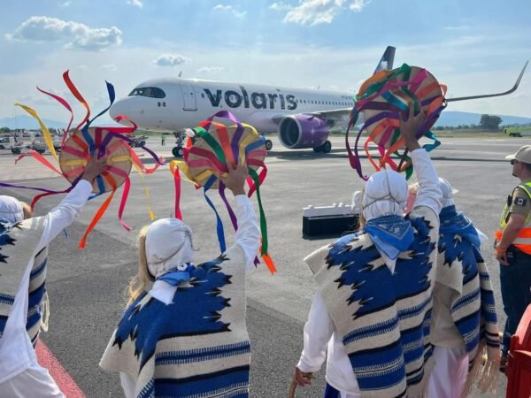 Roberto Monroy García reporta crecimiento del 6.1% en el Aeropuerto de Morelia durante abril, con alza internacional del 15.2%