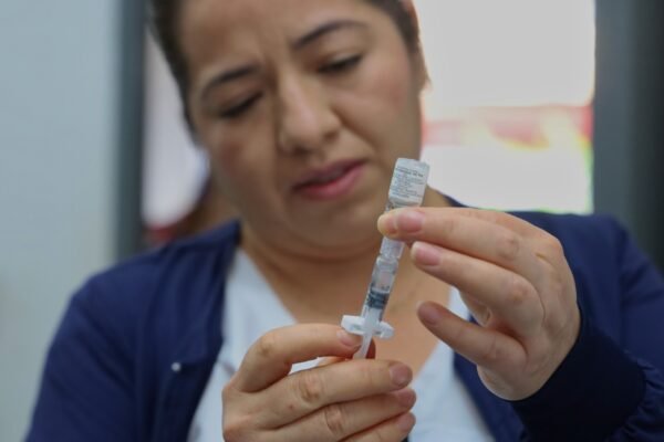 SSM llama a embarazadas a vacunarse contra Virus Sincitial Respiratorio entre semanas 32 y 36 de gestación