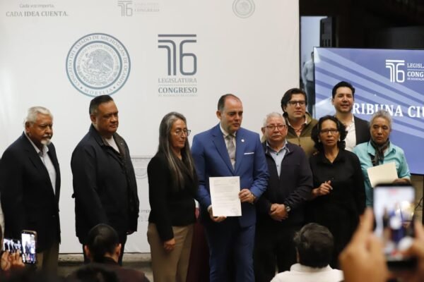 Congreso del Estado recibe iniciativa ciudadana para crear Instituto Michoacano para Fortalecer a la Familia