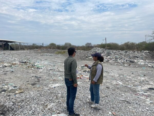 Proam clausura banco de arena en Múgica por incumplimiento a regulación ambiental