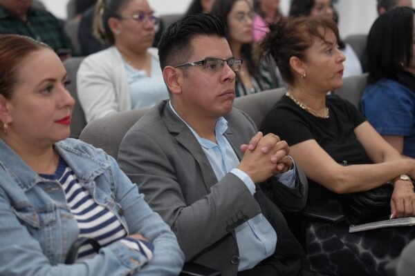 Iemsysem fortalece estrategias académicas para docentes con conferencia sobre Marco Curricular Común