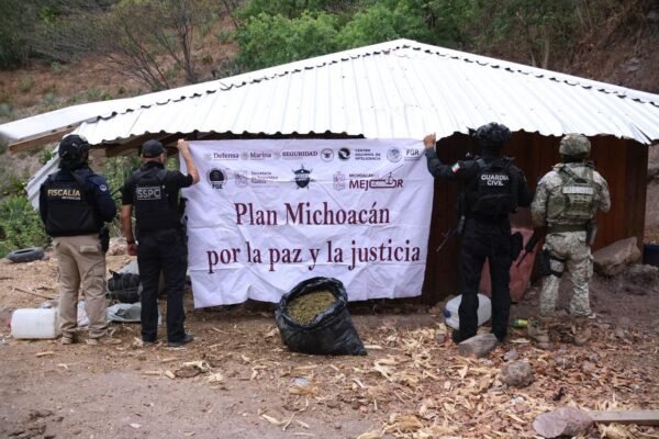 FGE ejecuta dos cateos en San José de las Cidras, Madero; asegura armas, droga y vehículos