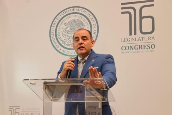 Baltazar Gaona confía en acuerdos tras fin de huelga en UMSNH