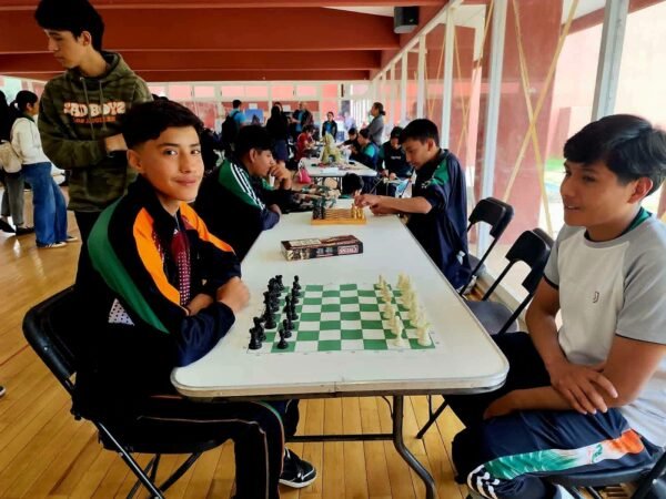 Cecytem mantiene inscripciones abiertas en Cemsad de Janitzio, Zirahuén e Ixtaro