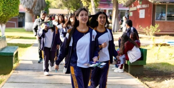 Bachillerato Nacional Margarita Maza operará en 11 municipios de Michoacán