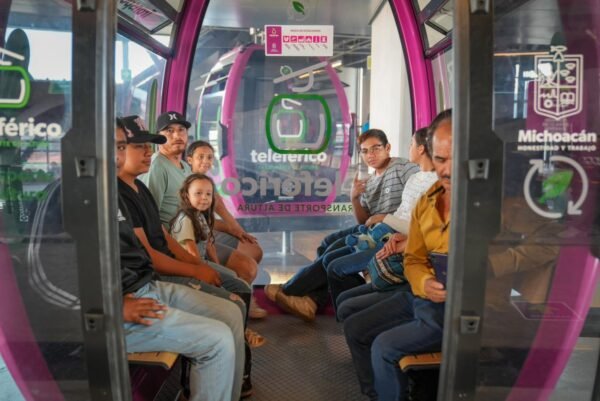 Teleférico de Uruapan registra 18 mil usuarios diarios y hasta 30 mil los fines de semana