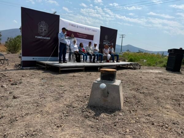 Ceac inaugura pozo de 300 metros para llevar agua potable a Yurécuaro
