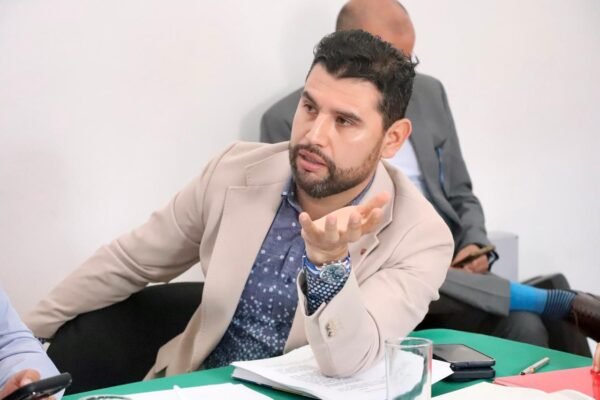 Octavio Ocampo propone reforma electoral para frenar injerencia criminal en Michoacán