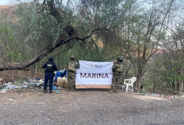 SSP, Semar y Defensa aseguran 11 mil 800 litros de diésel en Arteaga