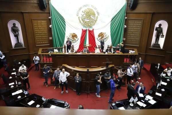 76 Legislatura aprueba reforma&nbsp; para supervisar higiene en planteles educativos
