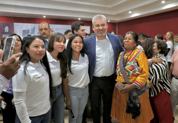 Alfredo Ramírez Bedolla reporta 127 Centros LIBRE para apoyo a 60 mil mujeres en Michoacán