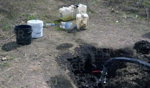 FGR investiga toma clandestina en ducto de Pemex en Cuitzeo, Michoacán
