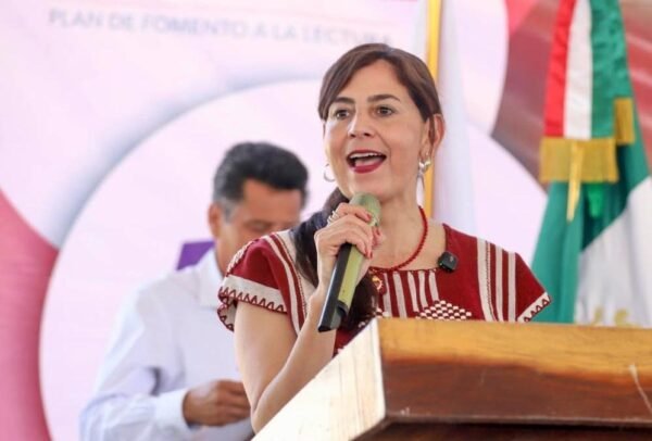 Gabriela Molina impulsa maratón de lectura en Michoacán para fomentar paz y aprendizaje en menores