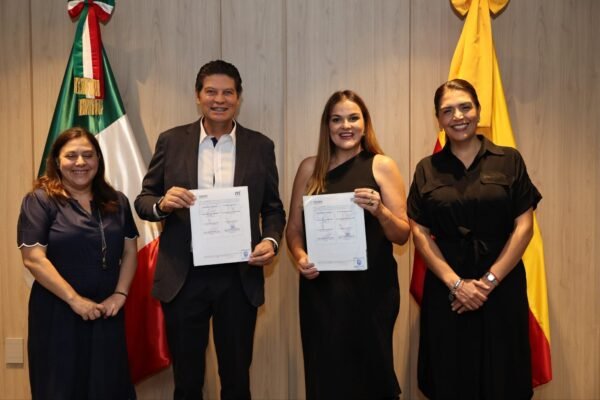 Alfonso Martínez y Cecilia Patrón firman convenio para fortalecer presupuesto basado en resultados en Morelia y Mérida