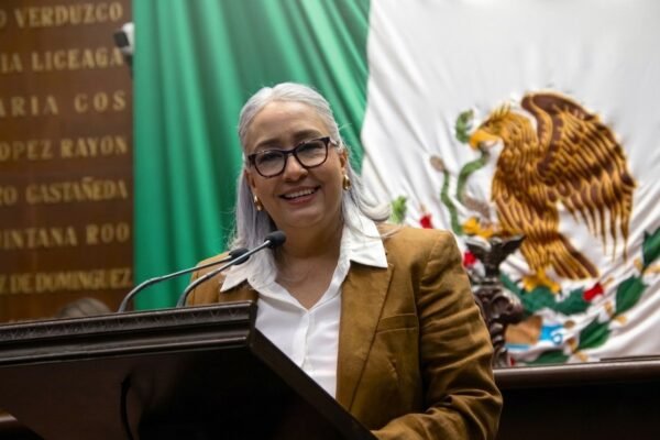 Emma Rivera propone reforzar seguridad en carreteras federales tras aprobación del Congreso de Michoacán