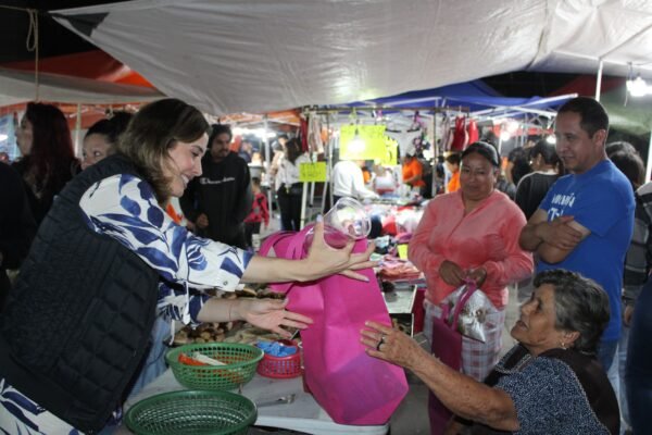 Brissa Arroyo promueve participación ciudadana en colonias de Morelia