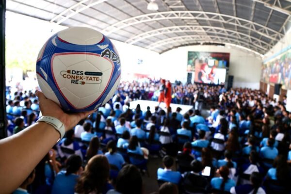 Torres Piña: 67 mil jóvenes participan en programa digital FGE