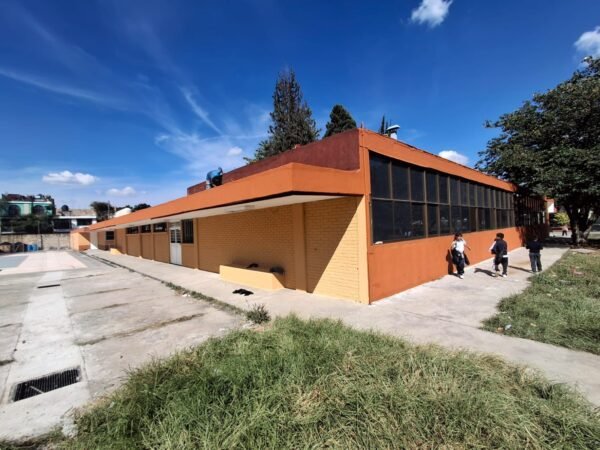 SCOP rehabilita internado España-México con 4.14 mdp