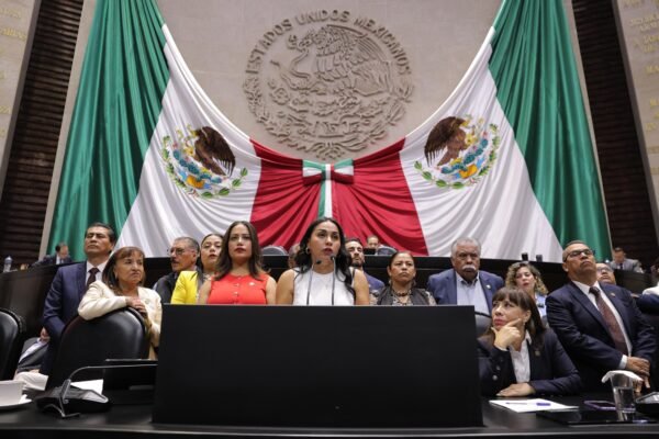 Mary Carmen Bernal respalda reforma al Poder Judicial en San Lázaro
