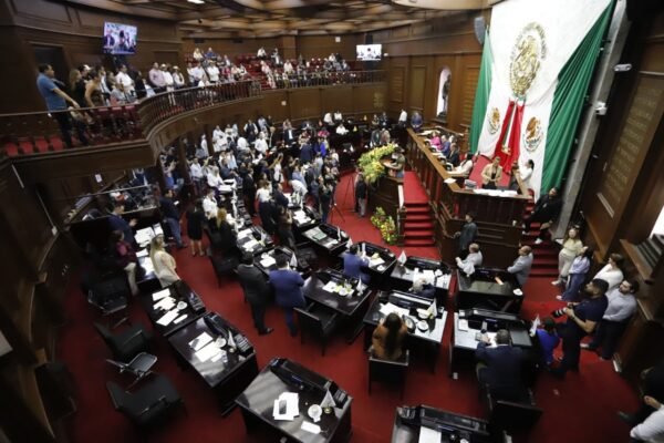 Congreso de Michoacán agiliza trámite de reformas federales